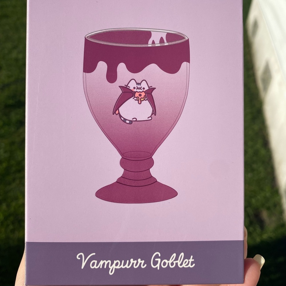 Pusheen Vampurr Goblet